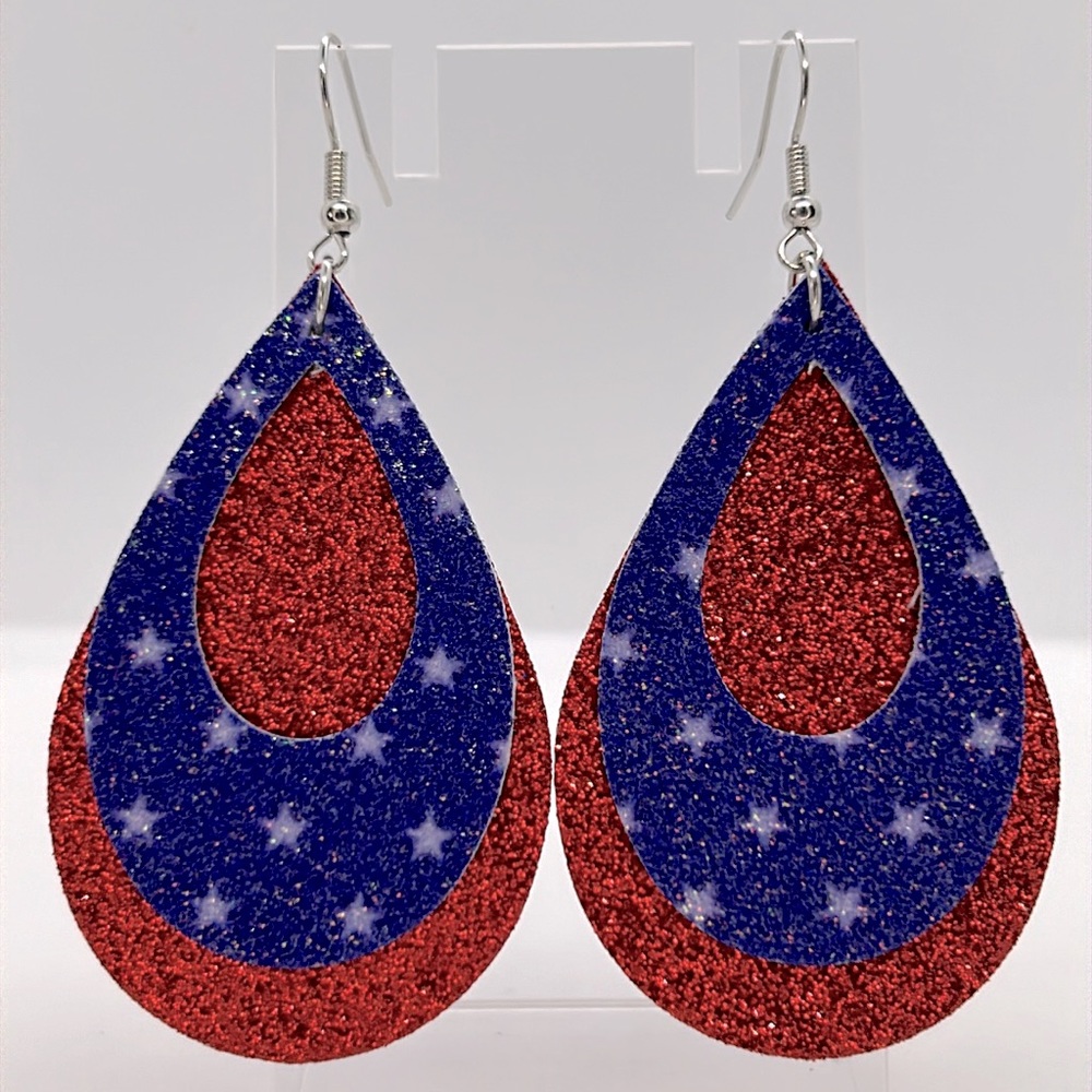 Faux Leather Dangle Earrings Patriotic Stars Patriotic USA Fashion Jewelry - Picture 3 of 3